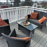 Sentralt, Kort Vei Til Byens Fasiliteter