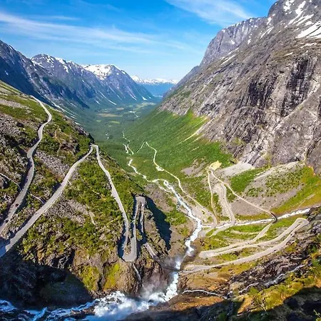 Sentralt, Kort Vei Til Byens Fasiliteter Apartment *