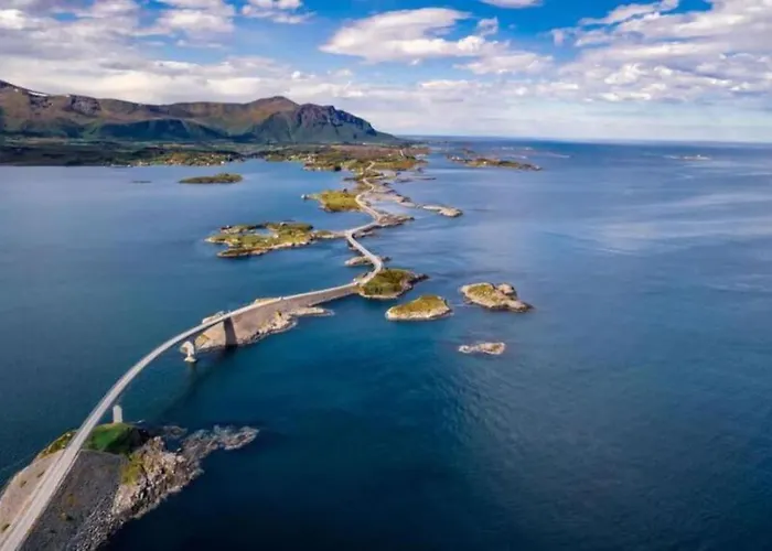 Sentralt, Kort Vei Til Byens Fasiliteter *