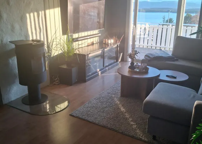 Sentralt, Kort Vei Til Byens Fasiliteter Apartamento